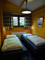 Vakantie in Lage Vuursche, binnen kijken in één van de Scandinavische Bungalow op Bungalowpark ”De Spar”.