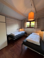 Vakantie in Lage Vuursche, binnen kijken in één van de Scandinavische Bungalow op Bungalowpark ”De Spar”.